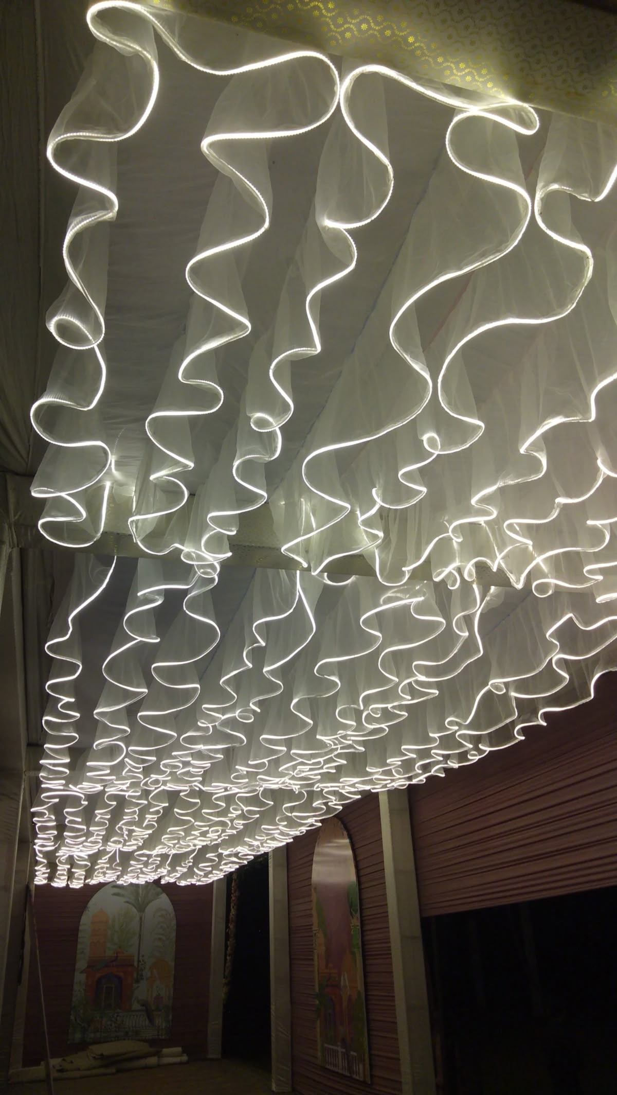 CURTAINS WITH LIGHT
